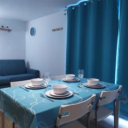 Apartment 21